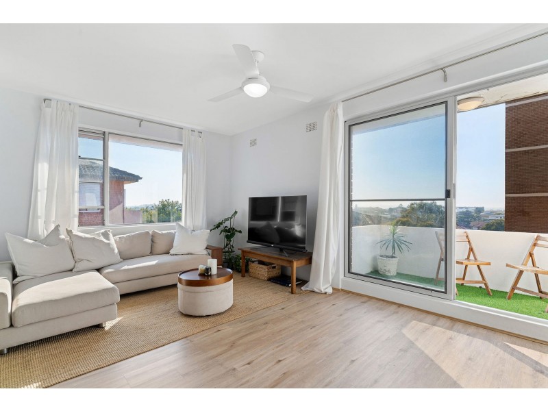 11/42 Seaview Street, Cronulla NSW 2230