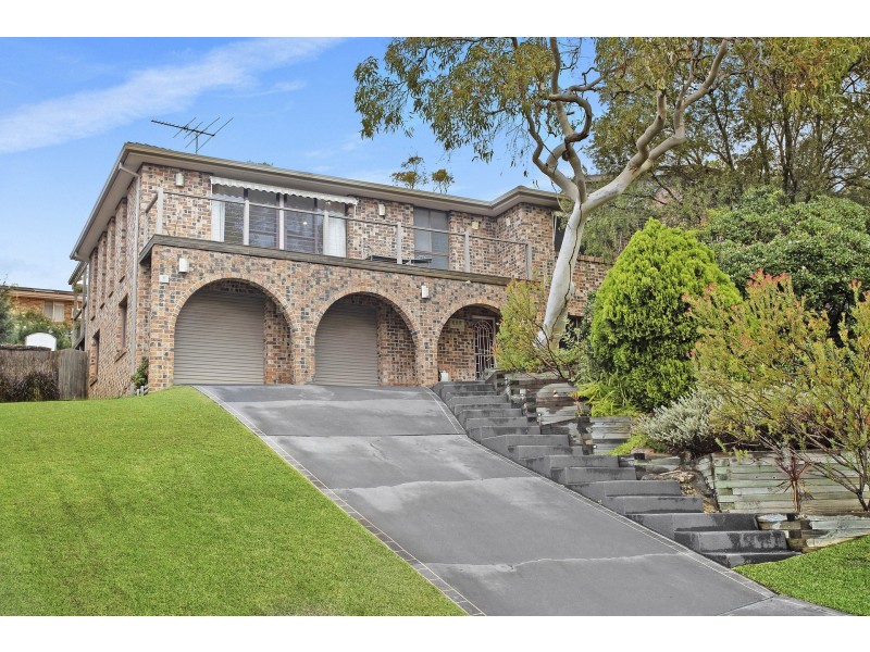 8 Glenora Road, Yarrawarrah NSW 2233