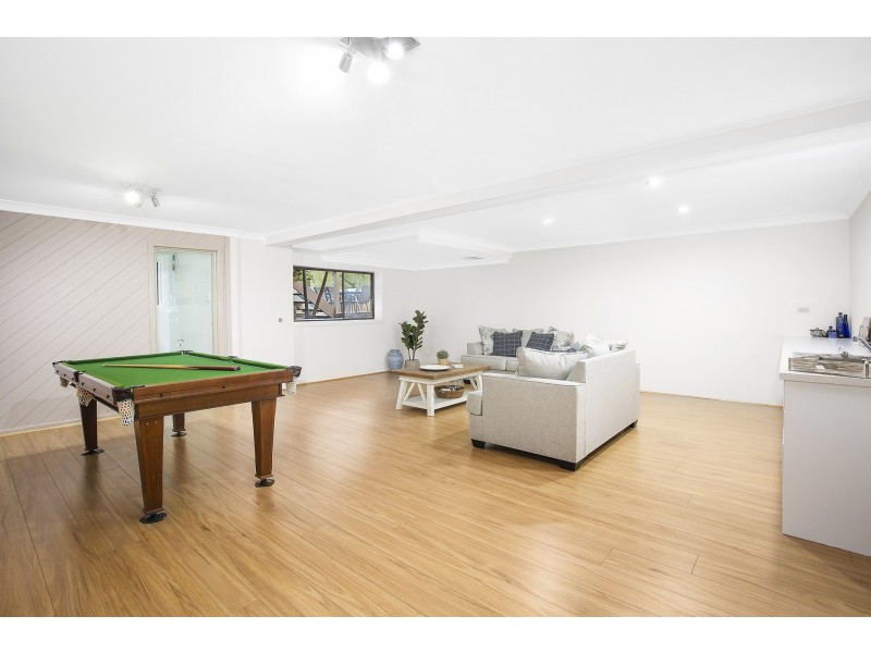 8 Glenora Road, Yarrawarrah NSW 2233