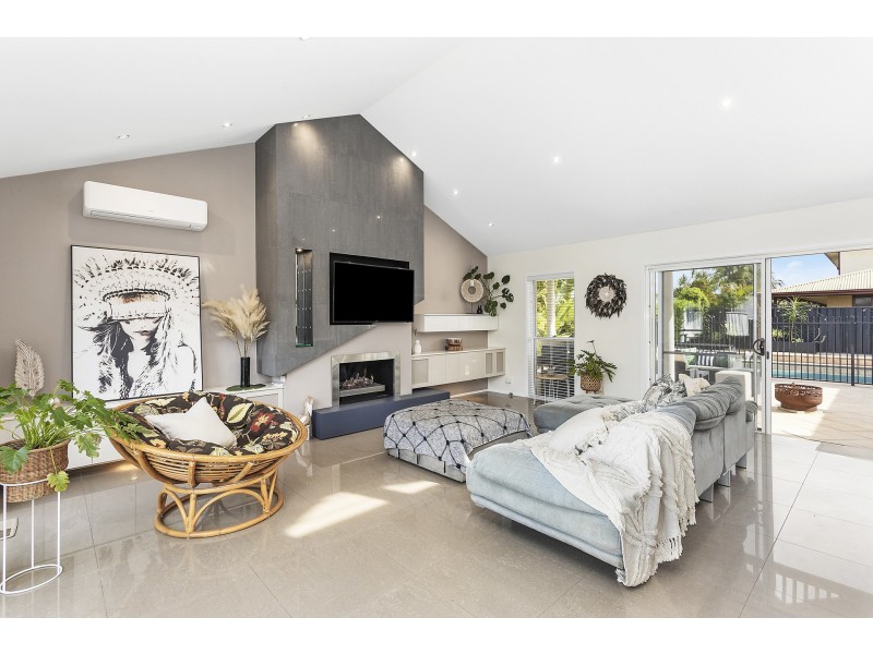 379 Woolooware Road, Burraneer NSW 2230