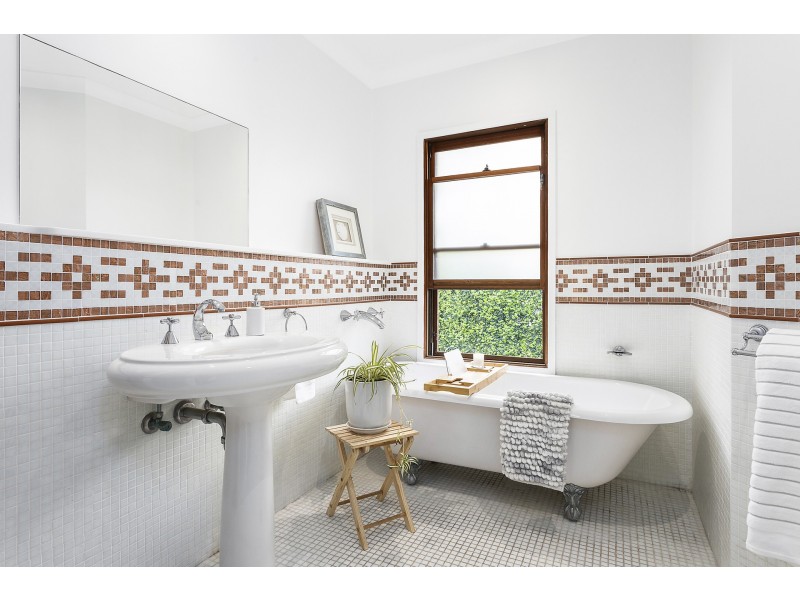 379 Woolooware Road, Burraneer NSW 2230