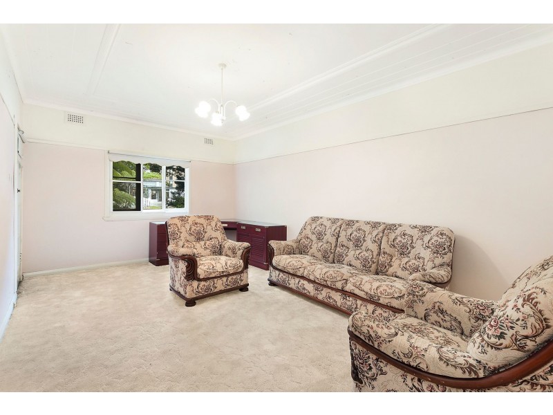 116 Acacia Road, Kirrawee NSW 2232
