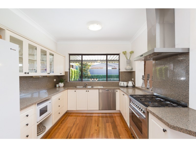 38 Saunders Bay Road, Caringbah South NSW 2229