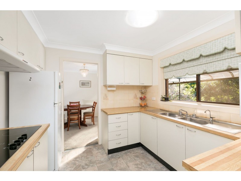 7 Tea Tree Place, Kirrawee NSW 2232