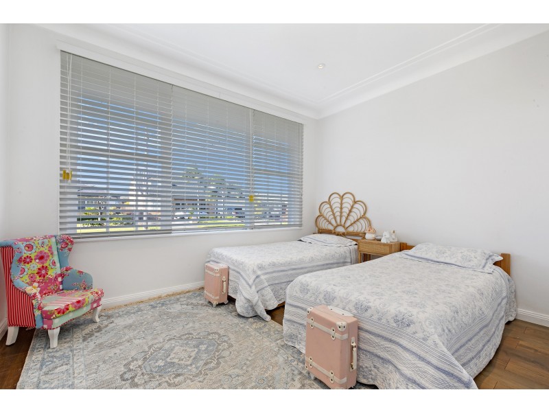 11 Clarence Crescent, Sylvania Waters NSW 2224