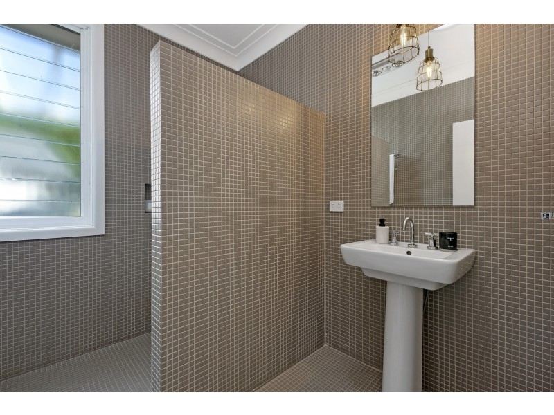 11 Clarence Crescent, Sylvania Waters NSW 2224