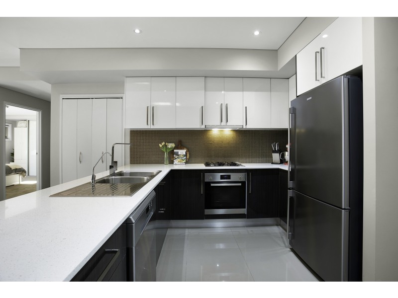 2/49-53 Vermont Street, Sutherland NSW 2232