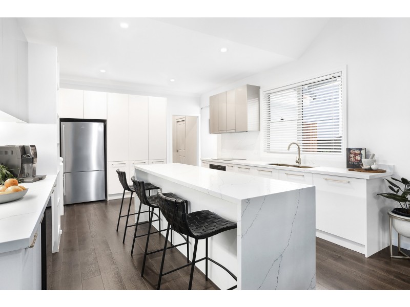 16 Loves Avenue, Oyster Bay NSW 2225