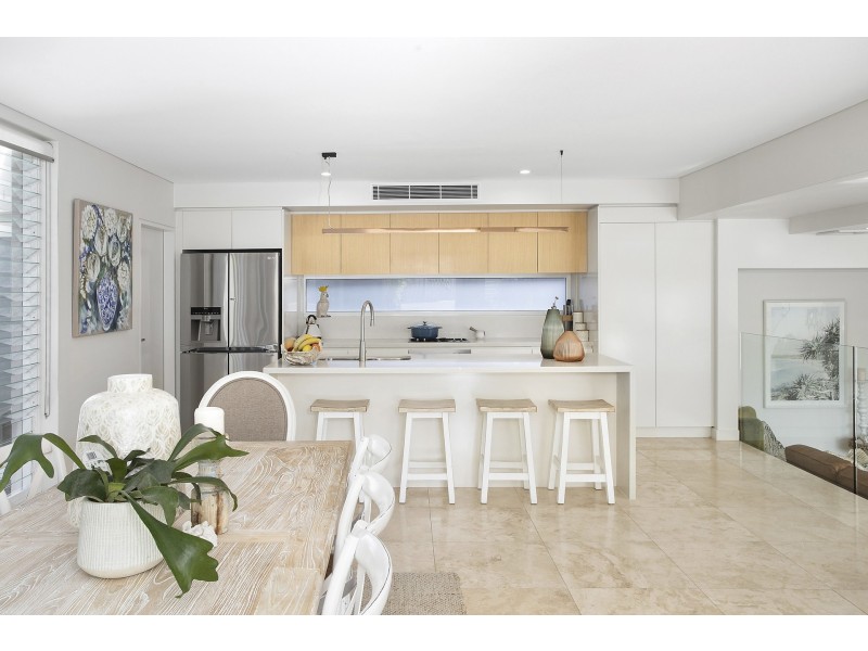 8A Crescent Road, Caringbah South NSW 2229