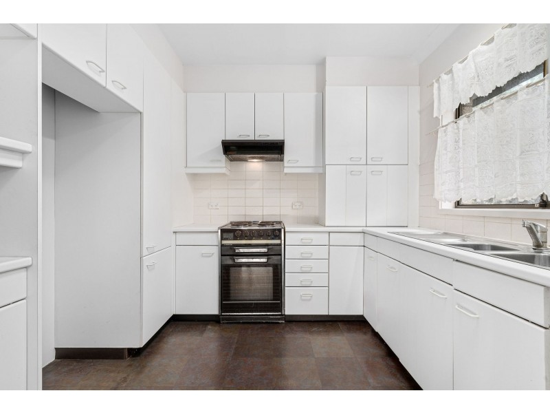 62 Young Street, Sylvania NSW 2224