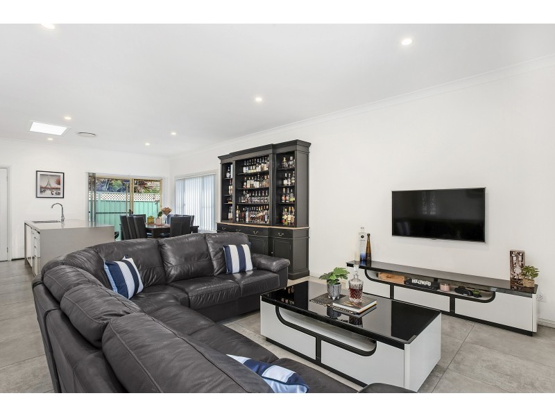 2/13 Flide Street, Caringbah NSW 2229