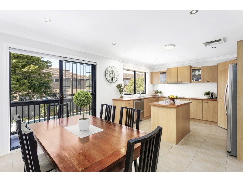 13 Bimbadeen Avenue, Miranda NSW 2228