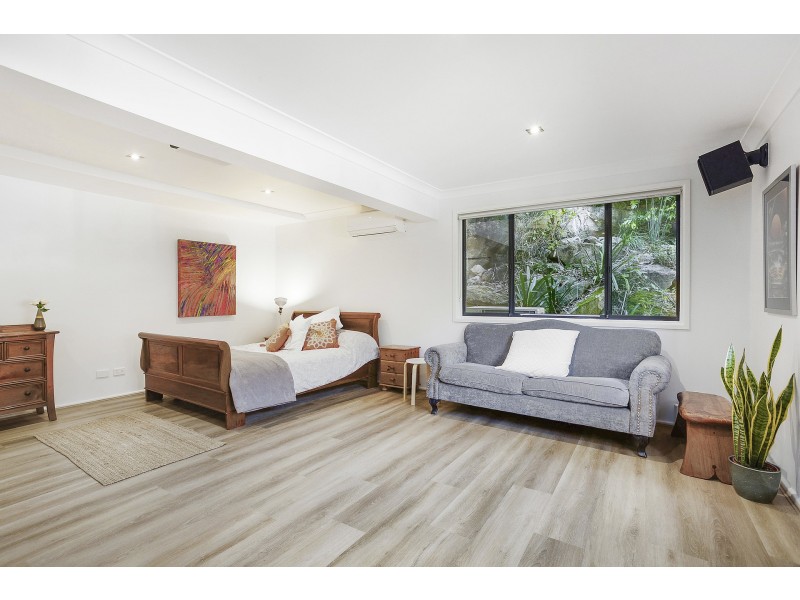 13 Glenhaven Place, Oyster Bay NSW 2225