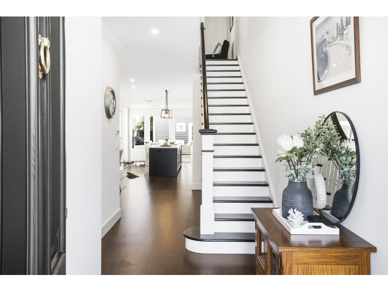 27 Casuarina Road, Gymea Bay NSW 2227