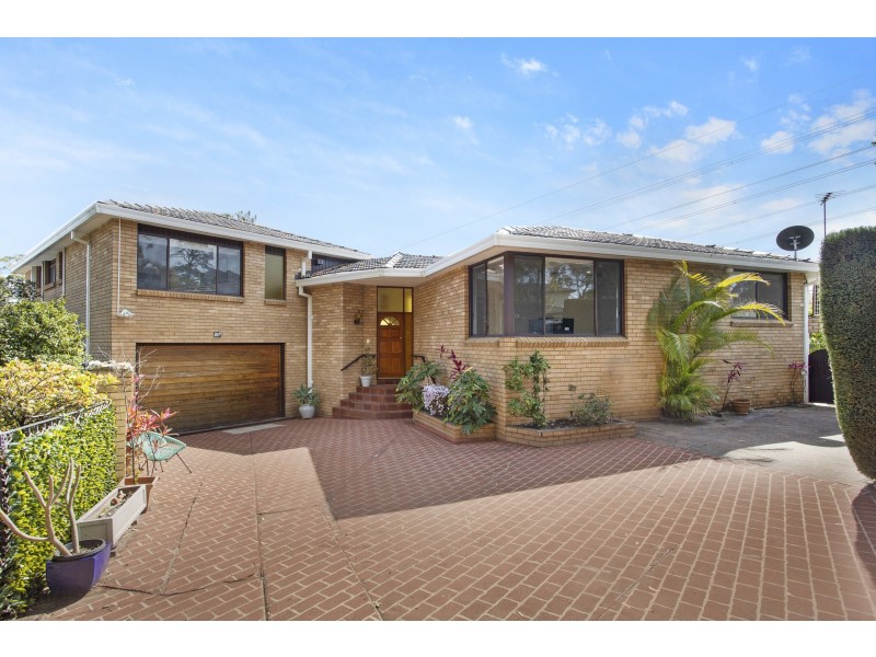 15a Manooka Place, Kareela NSW 2232