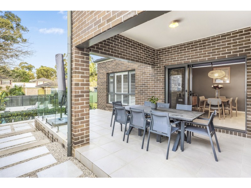 42 Glencoe Street, Sutherland NSW 2232