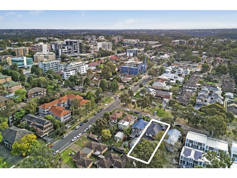 42 Glencoe Street, Sutherland NSW 2232