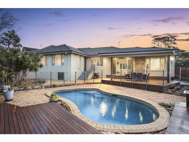 4 Scott Place, Kirrawee NSW 2232