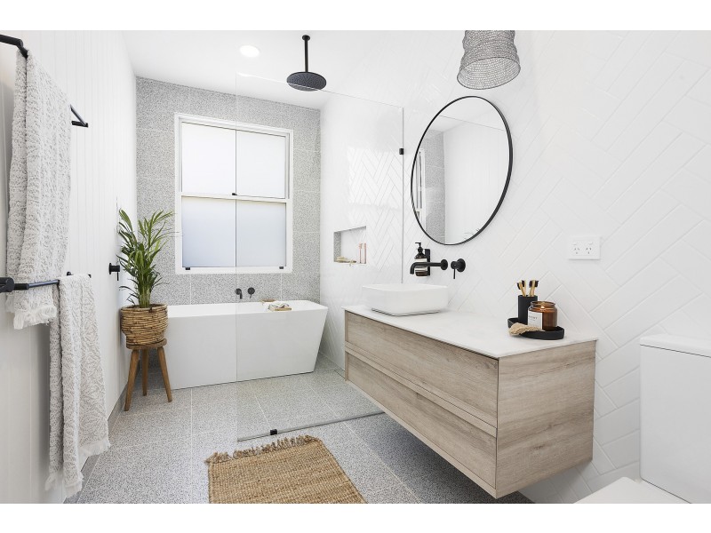 192 Parraweena Road, Miranda NSW 2228