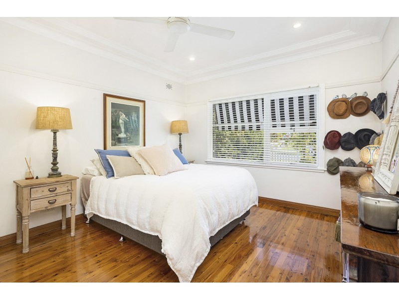 2 Weemala Avenue, Kirrawee NSW 2232