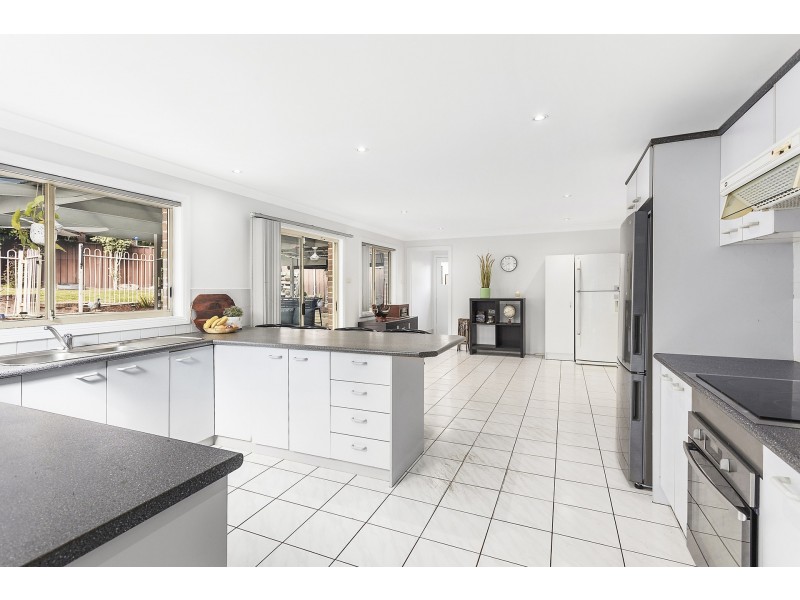 58 Hall Drive, Menai NSW 2234