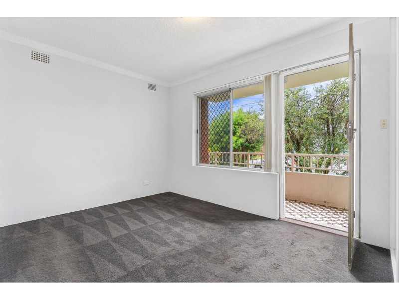 2/27 Argyle Street, Penshurst NSW 2222