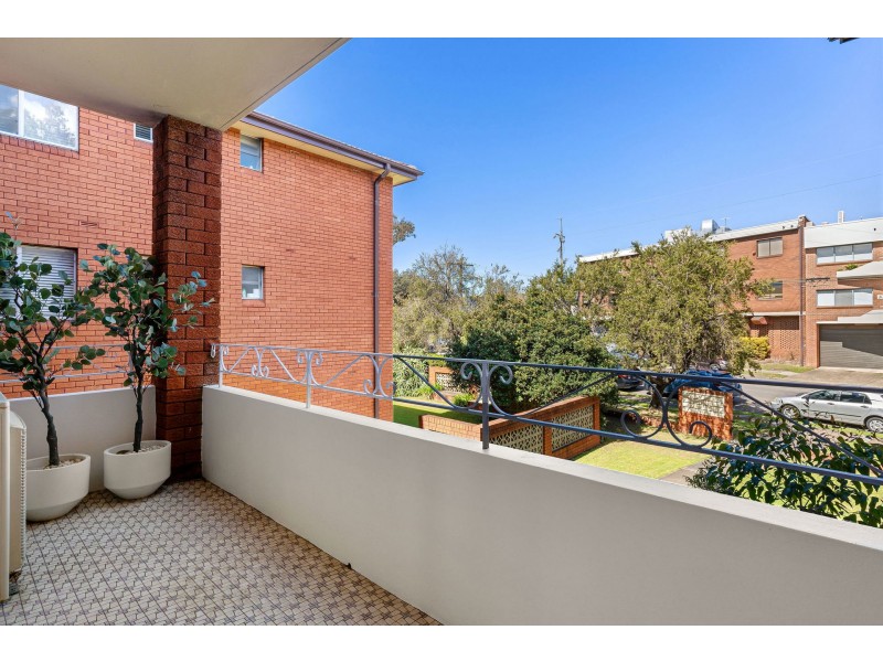 12/35 Banksia Road, Caringbah NSW 2229
