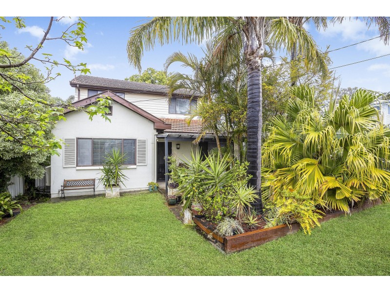 22 Balfour Avenue, Caringbah NSW 2229