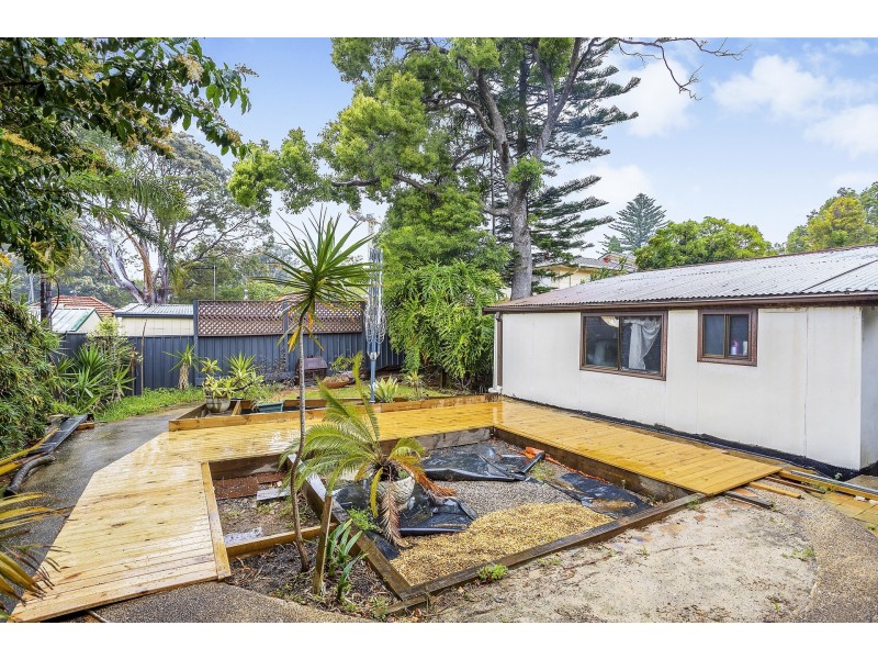 22 Balfour Avenue, Caringbah NSW 2229