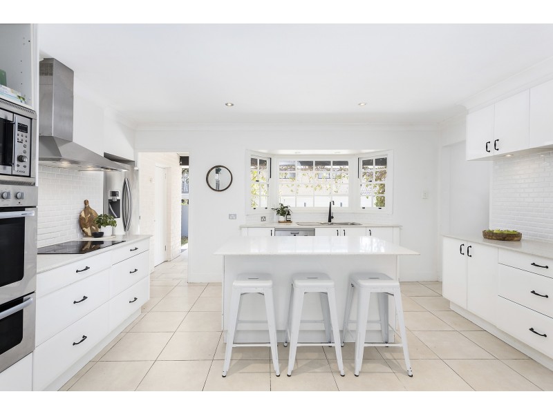 93 Bunarba Road, Gymea Bay NSW 2227