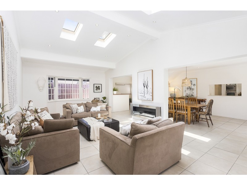 93 Bunarba Road, Gymea Bay NSW 2227