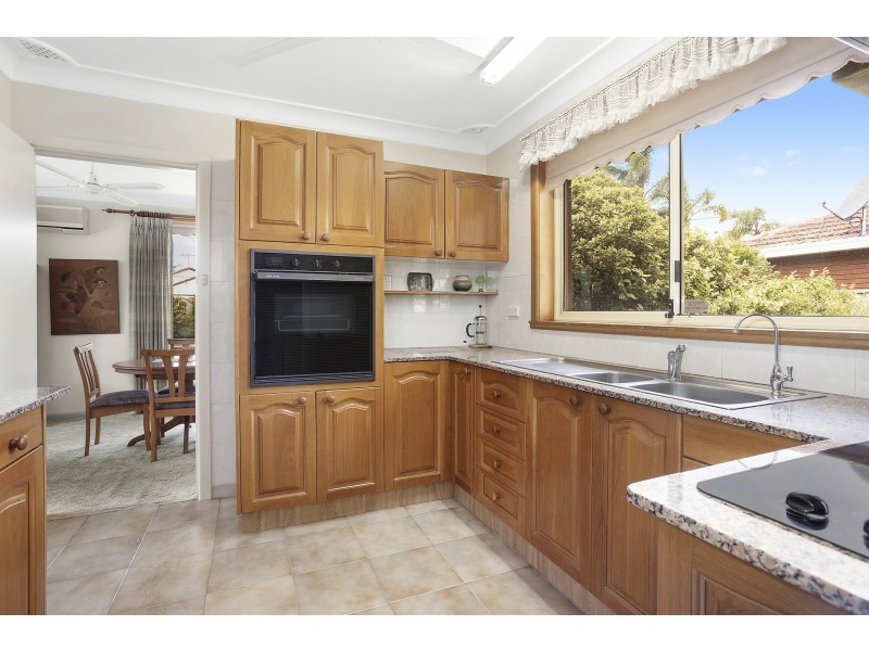 1 Bellinger Place, Sylvania Waters NSW 2224