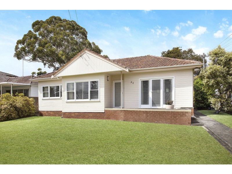 32 Animbo Street, Miranda NSW 2228