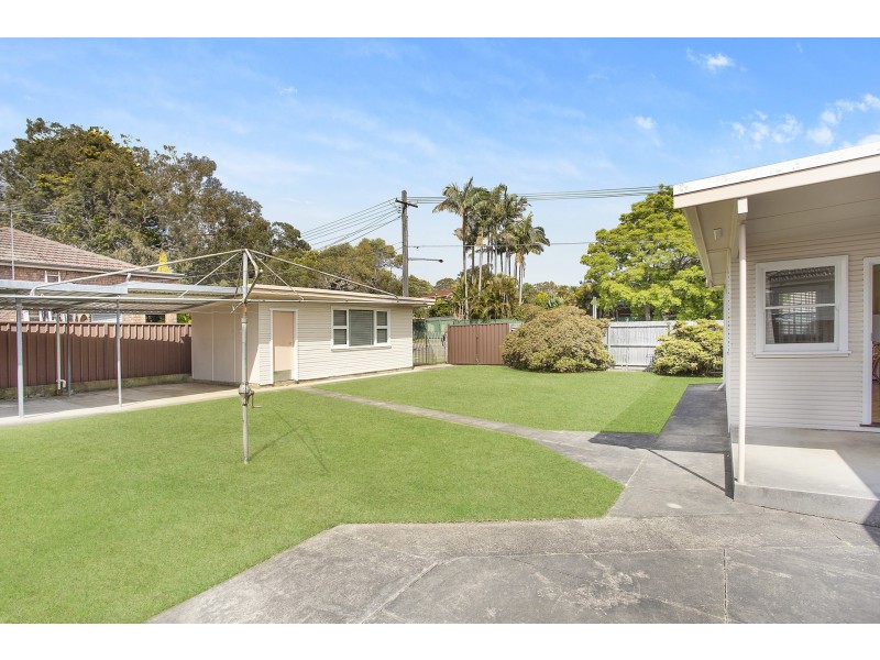 32 Animbo Street, Miranda NSW 2228