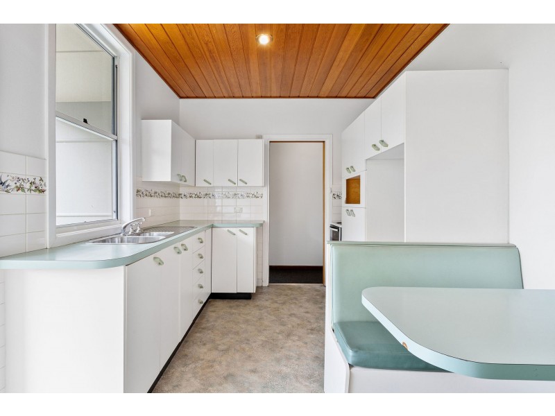 13 Sixth Avenue, Jannali NSW 2226