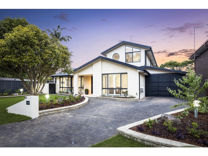 15 Ferguson Close, Menai NSW 2234
