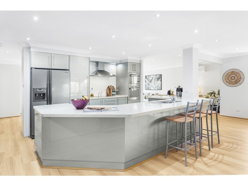 15 Ferguson Close, Menai NSW 2234