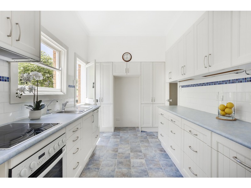 13 Young Street, Sylvania NSW 2224