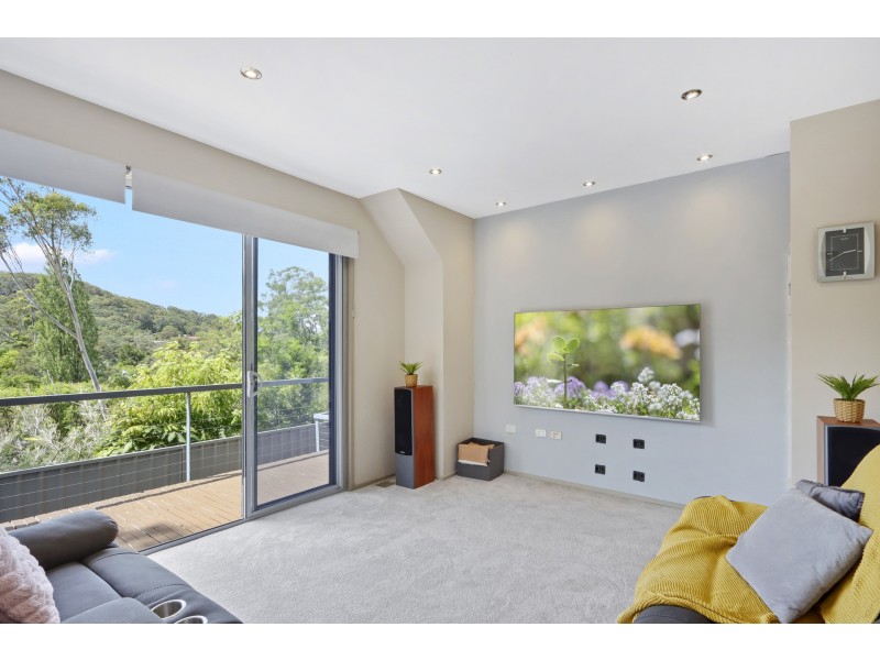 24b The Crescent, Woronora NSW 2232