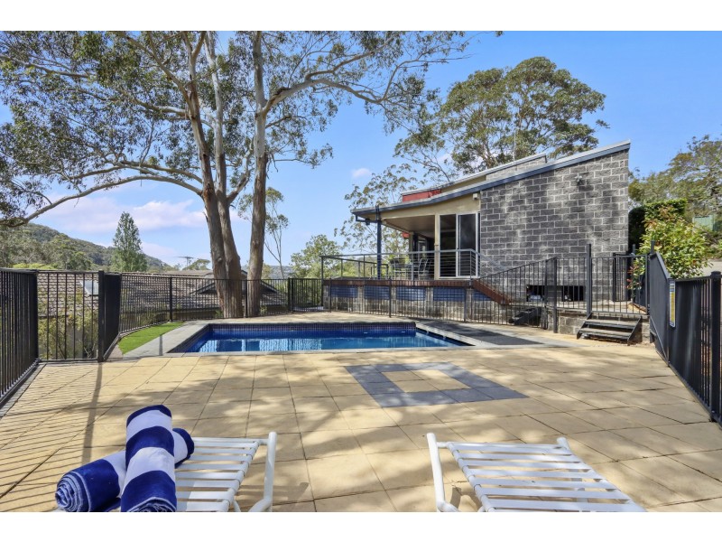 24b The Crescent, Woronora NSW 2232