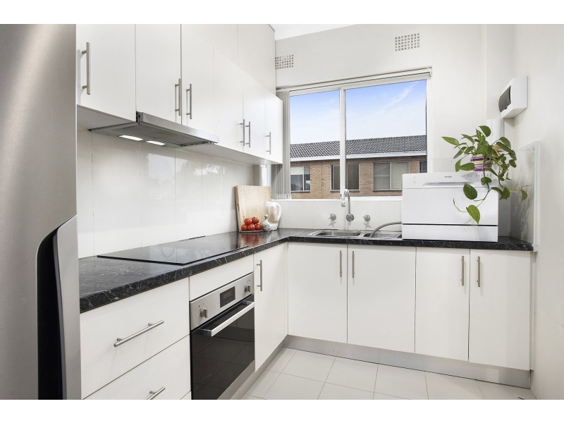 12/43-45 Queen Victoria Street, Bexley NSW 2207