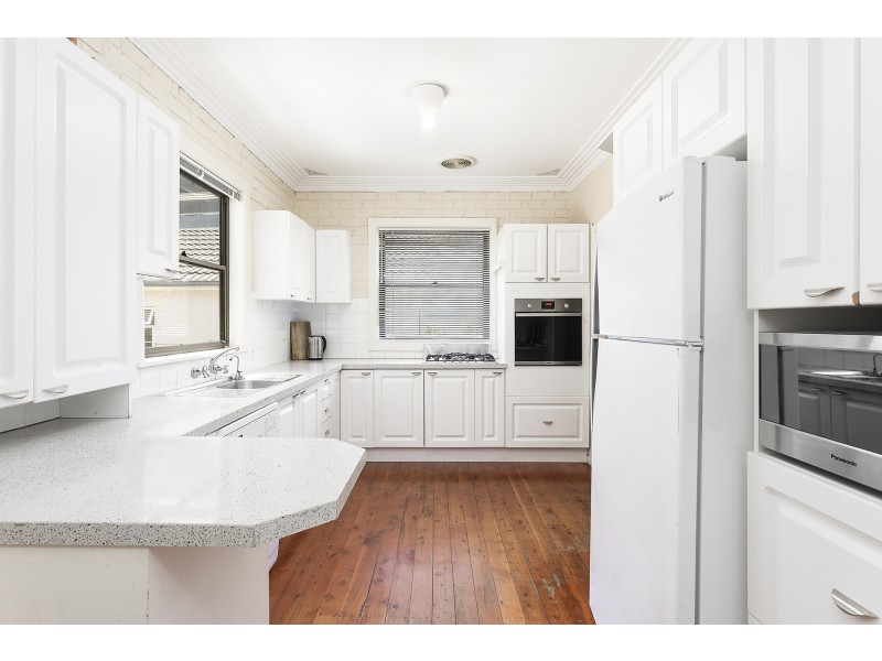 7 Linden Street, Sutherland NSW 2232