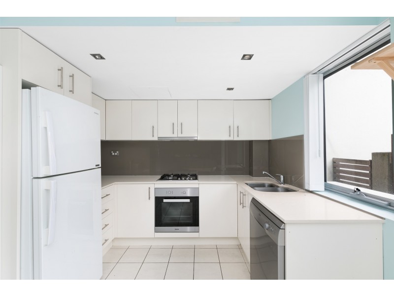 18/16-18 Merton Street, Sutherland NSW 2232