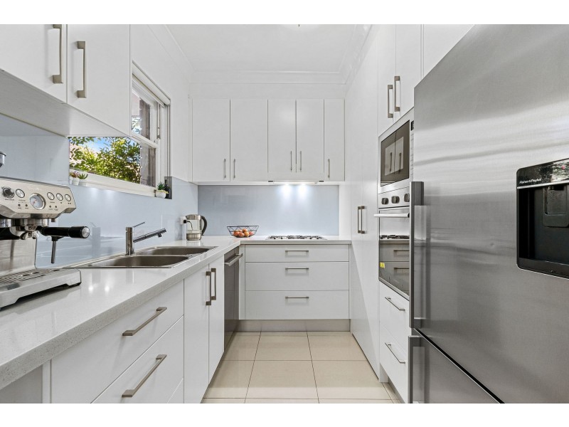 2/9 Kiora Road, Miranda NSW 2228