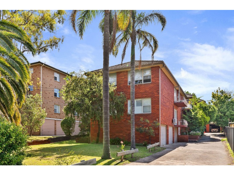 2/9 Kiora Road, Miranda NSW 2228