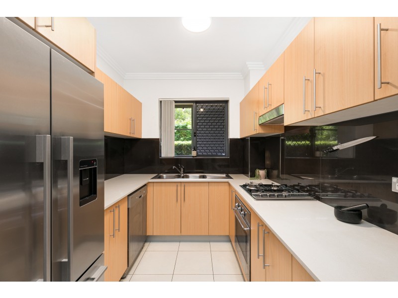 2/18-22 Gray Street, Sutherland NSW 2232