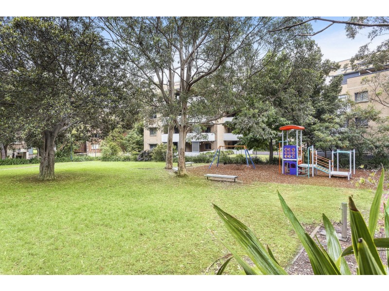 2/18-22 Gray Street, Sutherland NSW 2232