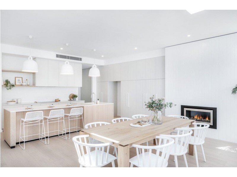 8a Kirkwood Road, Cronulla NSW 2230
