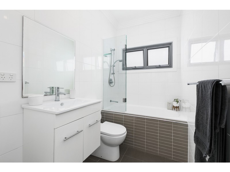 24 Meldrum Avenue, Miranda NSW 2228