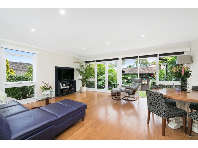2/82 Yathong Road, Caringbah NSW 2229